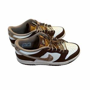 Nike Brown, White & Tan Low-Top Sneakers